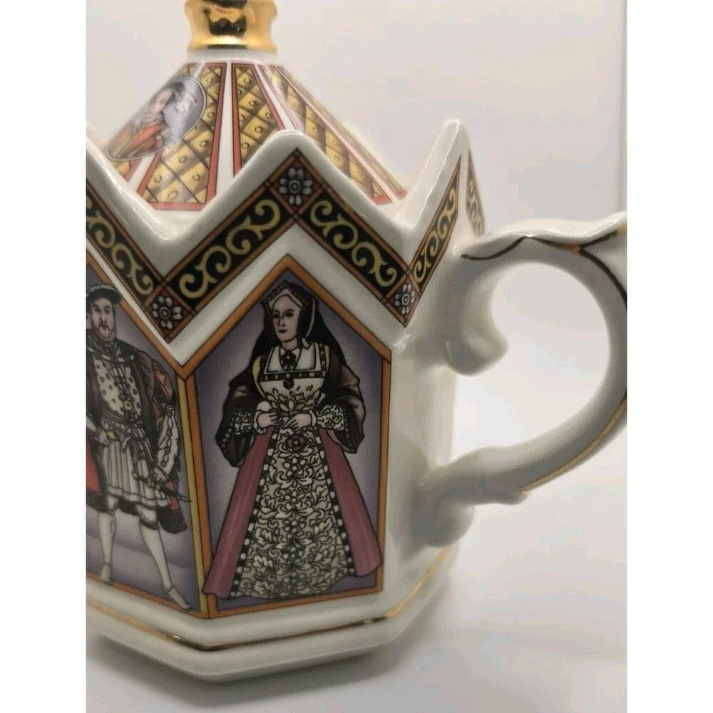 Sadler Teapot - Minister Historical Series I Henry VIII and His Six Wives